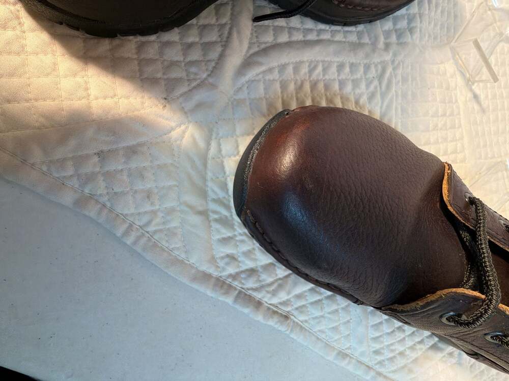 Red Wing Women's Leather Work Boots Stock No. 2324 - Picture 5 of 5